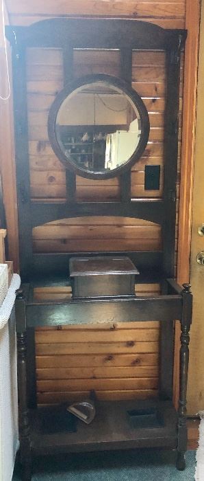 * Beautiful Hall Tree / Hall Stand