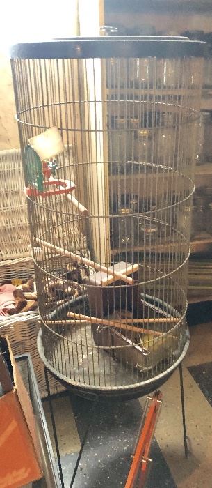 * 2 Nice Bird Cages