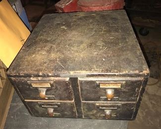 Library Bureau Solemakers 4 drawer box $60