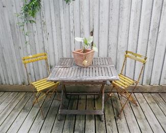 Grill, Outdoor Furniture, Pots and Plants