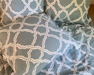 Pottery Barn king duvet 3 oversized pillows