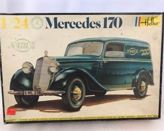 Heller Mercedes 170 V Model Kit 124 Scale