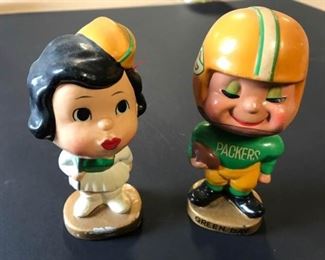 Green Bay Packers Kissing Boy and Girl Bobble Heads
