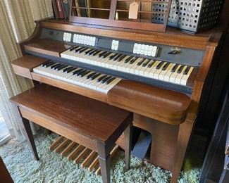 Baldwin Organsonic organ