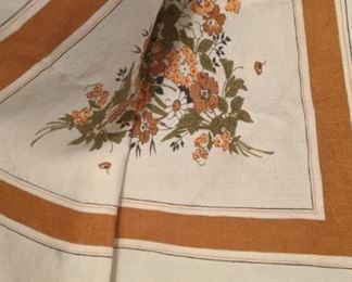 PLL #99 Flower Table Cloth $5