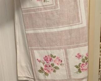 PLL #100 - Pink Roses linen $3