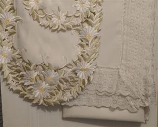 PLL #117 - Daisy Doily $5 