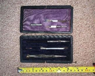 PLL #194 DRAFTING SET  @ $8 