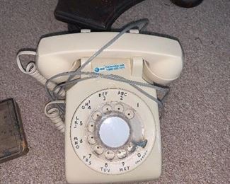 PLL #198 ROTARY PHONE@ $5 