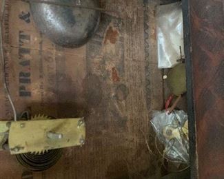 PLL #209 Daniel Pratt & Sons Boston - Antique Clock with Reverse Painting - $250