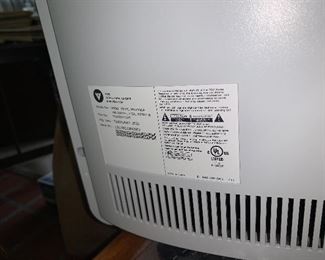 PLL #313 - 37" Vizio VX37L 720p HDTV 16/9 LCD TV @ $75 