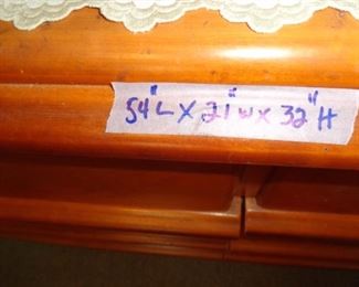 PLL #560 Part of Bed Set ; Ladies Dresser with attached mirror, Bed, two nightstands & tall dresser (Kling) @ $500 for ALL