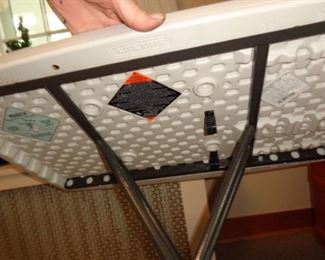 PLL #569 Small Portable Table $10