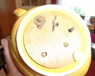 PLL #615  Musical Teapot $20