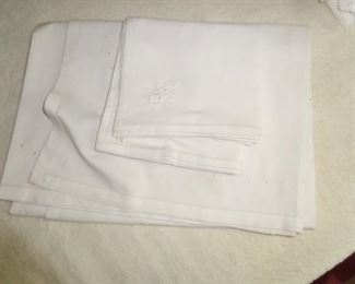 PLL #646 Linens $3