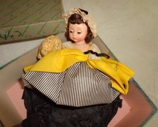 PLL #658 Madame Alexander French Doll In Original Box $10 