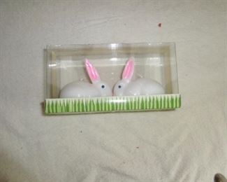 PLL #660 Pair of Rabbit Candles $3