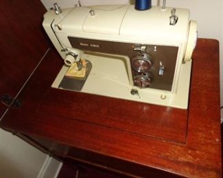 PLL #672 Sears Kenmore Vintage Sewing Machine with Stand $45