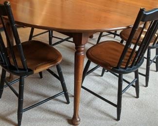PLL #93 Sterling House Dining Room Table & Chairs  @ $395 