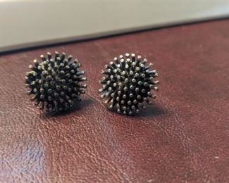 PLL #17 - Earrings $5