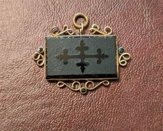 PLL #18 - Pendant $20