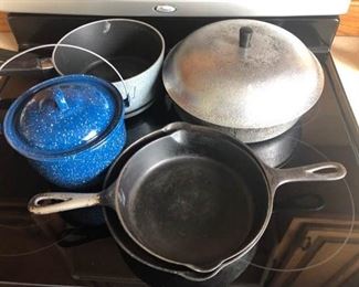 Cast Iron/Aluminum/Enamel Pots and Pans
