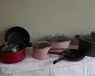 Lot 13: $30
Assortment of pots and pans (Including Calphalon) 