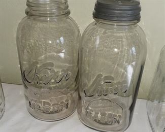 Lot 28: 
Assortment of vintage Mason Jars and lids