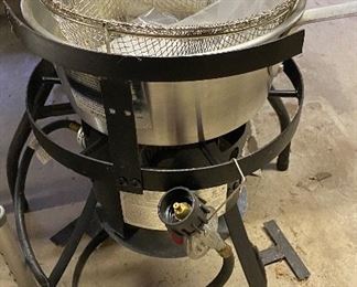 Fish fryer new in box