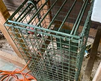 Live animal cage