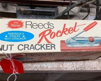Reeds rocket nutcracker
