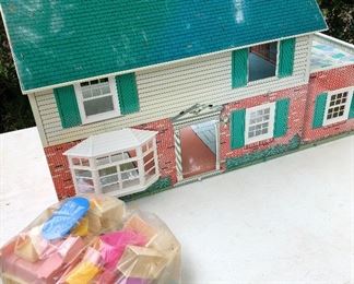 Vintage large tin metal doll house with furniture