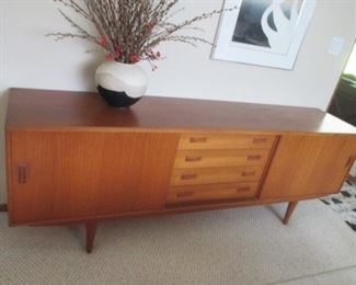 Clausen & Son Mid-Century Modern Danish Teak Credenza/Sideboard 