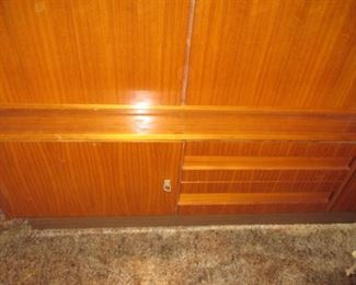 Stunning Mid-Century Modern Wall Unite Bar Combo 