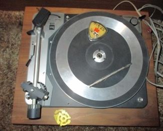 Duel 1019 Made In Germany Turntable