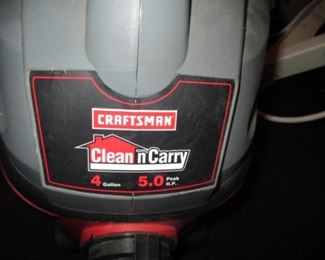 Craftsman 4 GALLON DRY VAC 
