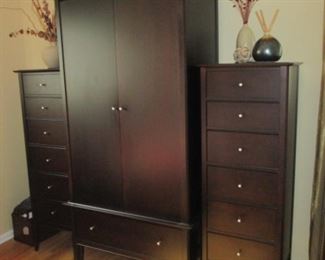 Crate & Barrel NEW Bedroom Suite 