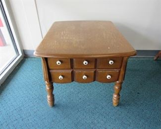Vintage End table with One Six Knob Drawer