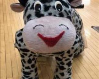 “Zippy” Ride on Pets
Chinese knock offs
Lot of 4
Fair Condition