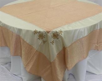 Overlay Tablecloth (TCQ-588) -  Peach (211)
100% polyester organza
87"x87"