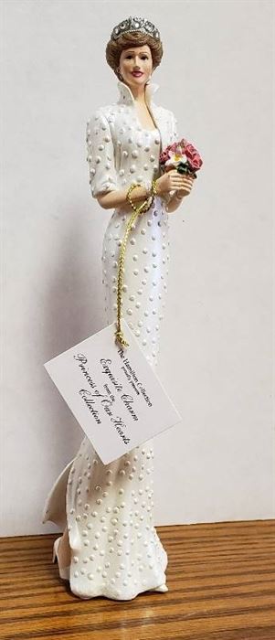 Hamilton Collection ~ Exquisite Charm ~ Princess Diane No. A40P0 ~ 8 in. tall