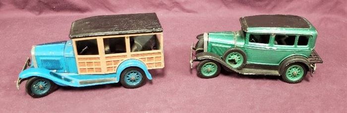 Hubley Metal DieCast Ford Model A Kit Sedan and Panel Side Kit Town Car ~ As is ~ missing parts