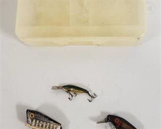 3 Vintage L&S Fishing Lures and Plastic Holder