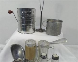 Vintage Kitchen Utensil Set