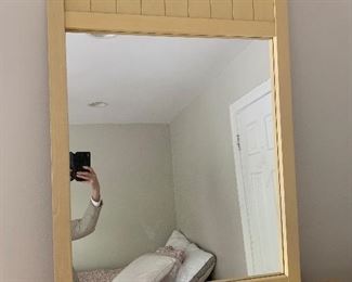 Matching mirror in great condition $95