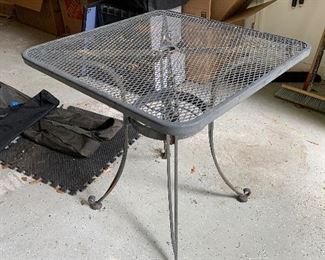 Metal outdoor patio table $50