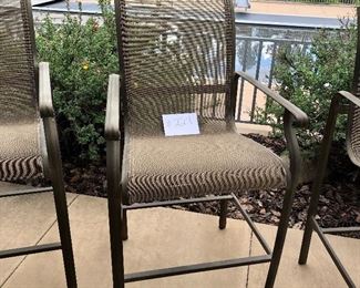 #224 ~ ($50) Patio bar stool 29" seat height, great condition!  