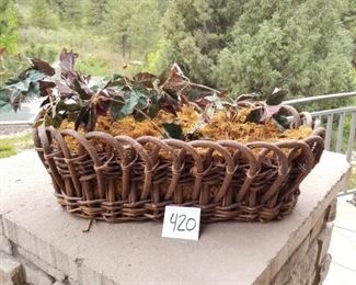 #B-420 ($15) large twig basket