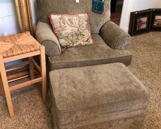 Craftmaster chair and ottoman