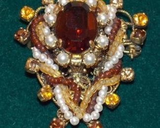 #5 Vintage Brooch amber with pearls all stones intact good clasp. 2.5x2 Go to Tas-Estate-Sales.com to purchase.